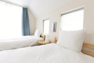 YT2198 Spacious Three Level 4BR Entire Home Kanamecho 8 Min Near Ikebukuro Free Parking Rooftop Terrace Sleeps 8 - 6