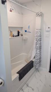 Heart of Gatineau - Bright, Modern Walkable - 2