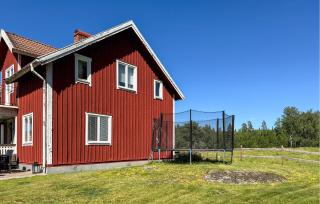 Stunning Home In Aneby With Ethernet Internet - 3
