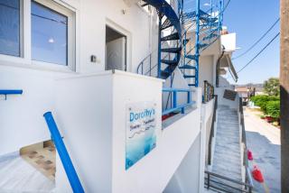 Dorothy's Seaview Apartment - 9
