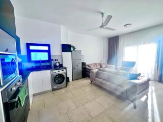 Beach front 2 bedrooms apartment - 2
