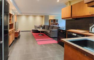Awesome Apartment In Oxie With Wifi - 4