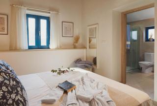 The Olive Manor Boutique Home - 9