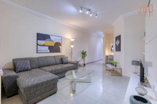 Central Sliema 3BR home with Terrace Steps from the Sea - 2