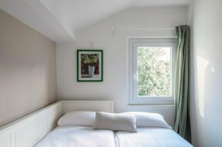 Mansarda Verde by Quokka 360 - Cozy Attic Apartment with Lake View - 4
