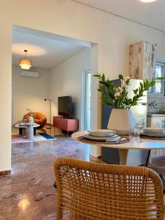 Red Sunrise Varkiza 2-Bedroom Apartment - 8