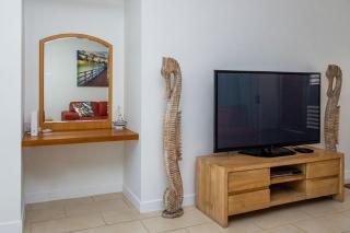 1 Bright Point Apartment 5301 - 2