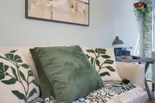 Cozy & Quiet Cardiff Central 2BR Work & Stream - 7