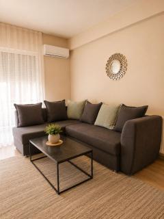 Ira's Luxury Apartment 2 - 6