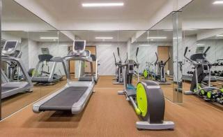 YANG TRAVEL Hotel 重庆解放碑洪崖洞店 - 7
