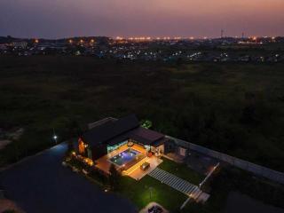 KN Pool Villa Saraburi - 1