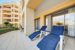 Luxury 3BR Portomaso Sea & Marina View - 5