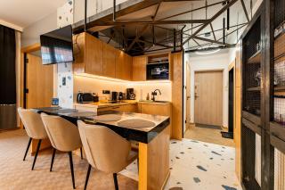 100 Steps to Old Town Beza Apartment by BookingHost - 2
