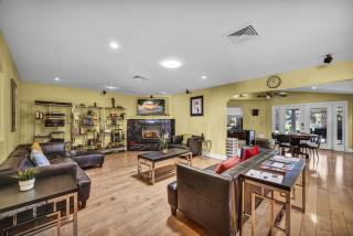 Resort style Villa for Families & Groups with Pool, Hot tub, Basketball, Mini golf. - 4