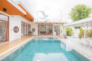KN Pool Villa Saraburi - 7