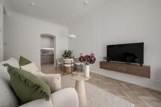 Przytulny Apartament z Balkonem by Noclegi Renters - 7