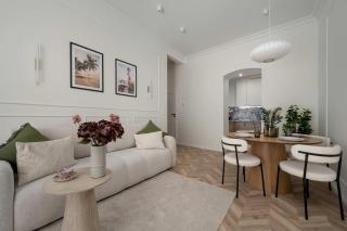 Przytulny Apartament z Balkonem by Noclegi Renters - 5