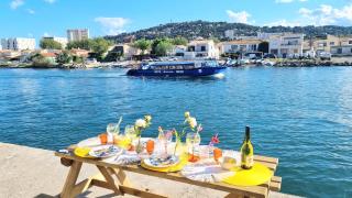 LE BARREUR Maison Authentique Sètoise La pointe Courte, Bord de Mer, Climatisée, Parking gratuit proximité - 3