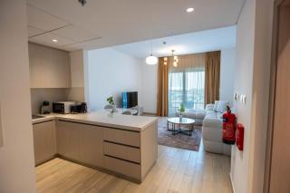 Sleek 2BR Apartment Yas Island - 1