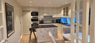 Luxury Scandinavian Family Home - Beach - Parking - 4