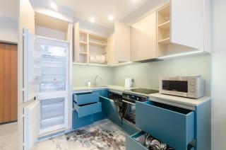 7-23 Kvartet, Vasyl Lypkivskyi 16b, Kyiv, railway station, metro nearby, fantastic city view, Petrovdom Apartment - 3