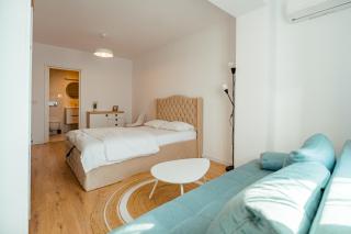 Spacious Studio by Blvd 25B4 - Free Parking - 1