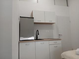 Tiny Studio With Detached Private Bathroom - 7