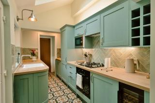 Finest Retreats - 2 Haywood View - 7