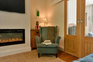 Finest Retreats - 2 Haywood View - 1