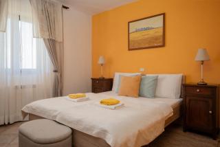 San Mauro Countryside Retreat with Restaurant & Wine Cellar - 2