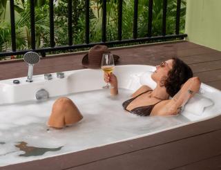 Exclusive Design Villa with Outdoor Jacuzzi Anahata - 9