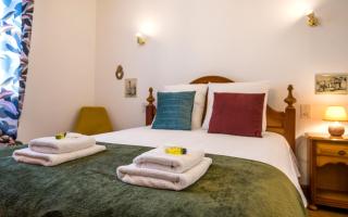 Maison de louis piscine terrasse, jardin, parking wifi - 1