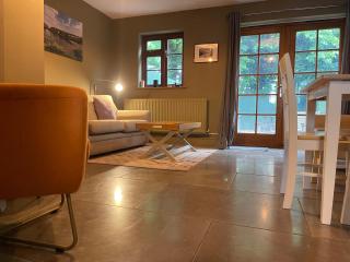 2 Bedroom House Sleeps 5 - Hot Tub - Pets Welcome - 7