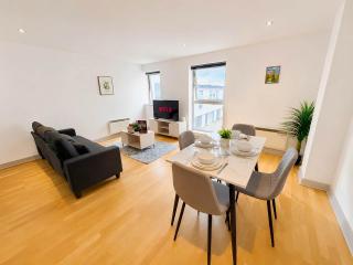 Spacious 2-Bed York City Centre Apartment Near Shambles - 9