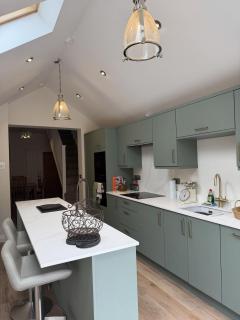 York stay close to the walls sleeps 4 - 5