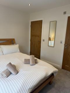 York stay close to the walls sleeps 4 - 1