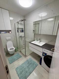 Central Apartment in Prishtina, SunnyHill - 5