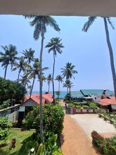 Hillview Beach Resort - 5
