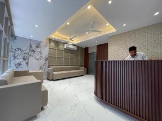 Hotel Vishwaraj Residency - 8