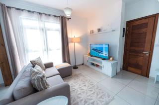 Modern Apt with Pool, Gym & Dedicated Office - GBHC6 - 3