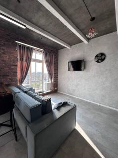 Loft Apartment with Sea View & Terrace near Riviera Shopping Mall - 9