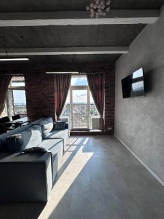 Loft Apartment with Sea View & Terrace near Riviera Shopping Mall - 3