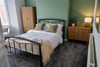 The Skylight Suite - 8