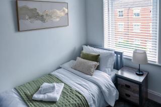 The Skylight Suite - 5