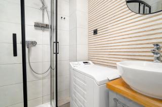 Comfortable Apartment in the Centre of Poznań Close to the MTP by Noclegi Renters - 5