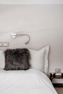 Luxury City Apartment 1 Min to Metro - 7