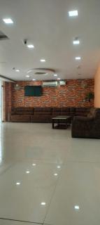 Hotel Paras r inn airport - 5