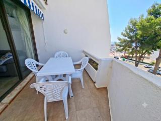 Eurhostal - Apartamento en primera linea - ALBERT VILLAS - 4