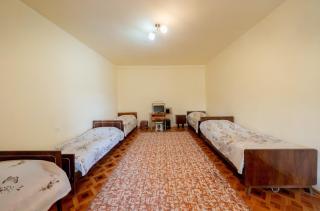 NNN Guest House - Goris - 8