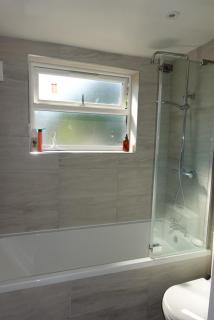 Glynne - 2 bedroom flat in Woking - 3